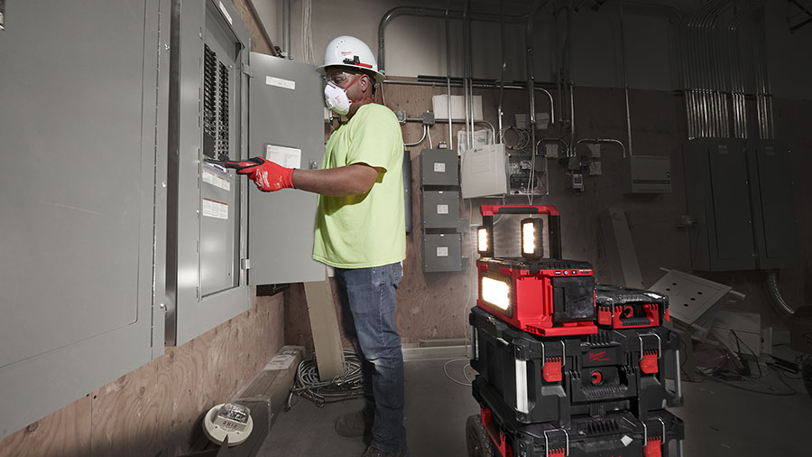 lampe PACKOUT M18 POALC Milwaukee lampe PACKOUT M18 POALC Milwaukee